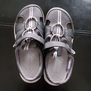 Columbia water shoes